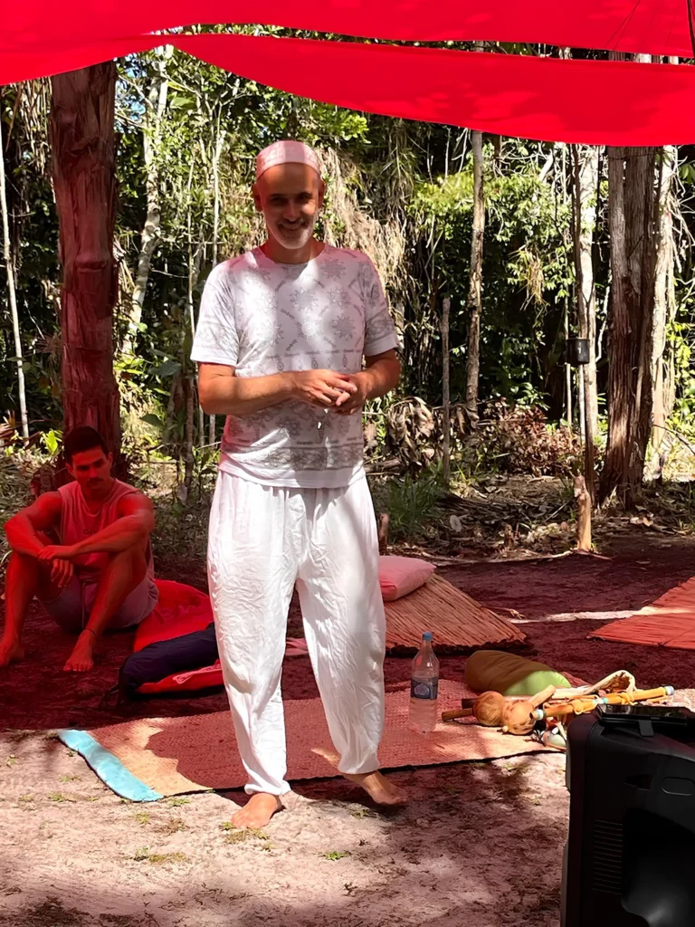 Wachuma (Sāo Pedro) é um facilitador que se utiliza para brindar a docilidade e consolidar a nobreza do Espírito. Há o transporte com perspicácia e segurança através do tempo/matéria/distancia.